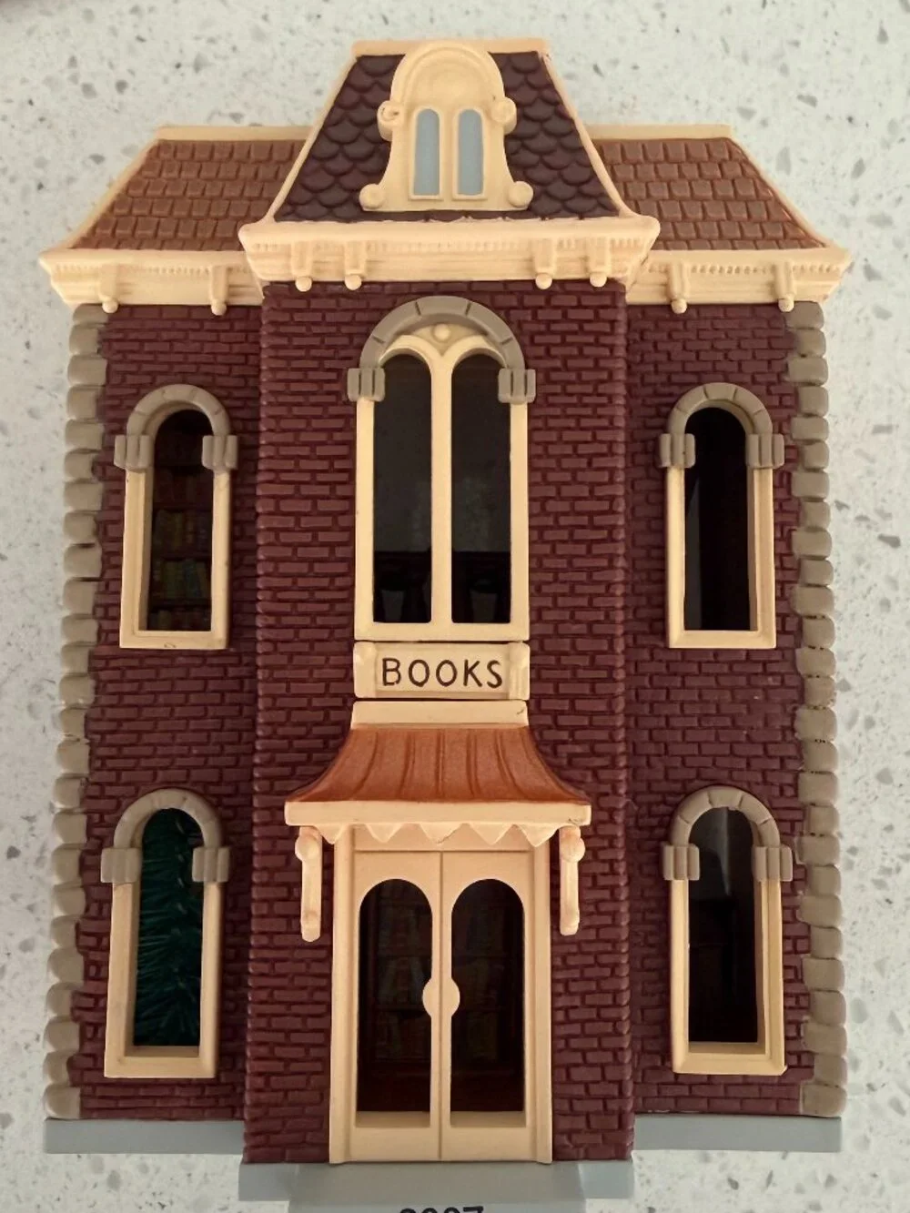 Hallmark Ornament Nostalgic Houses and Shops Bookstore #24